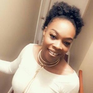 Meet your Posher, Kamika